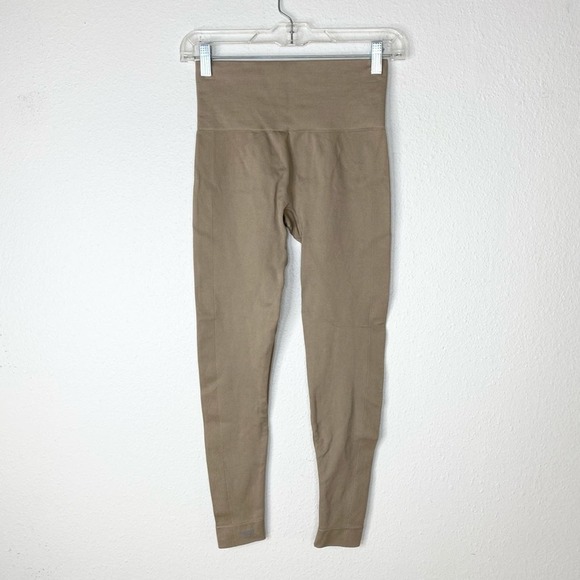 SETactive Beige High Rise Leggings Small - Picture 4 of 7